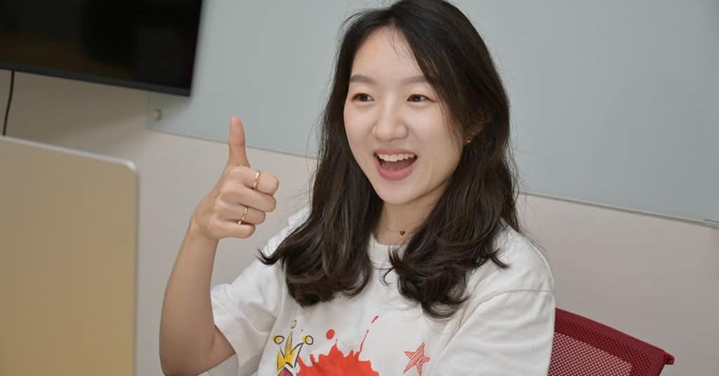 goeast-kids-teacher-fiona-teaching-online